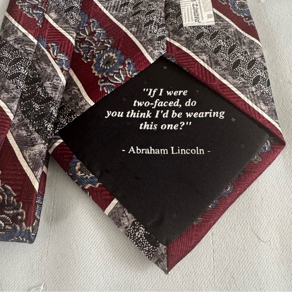 NWT Abraham Lincoln Quote Me Men’s Novelty Tie - Picture 5 of 9